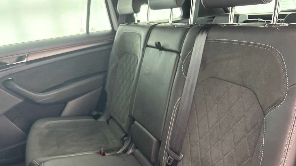 Skoda Kodiaq 1.5 Tsi 150Ps Se L Executive 7S Act Dsg Silver #38
