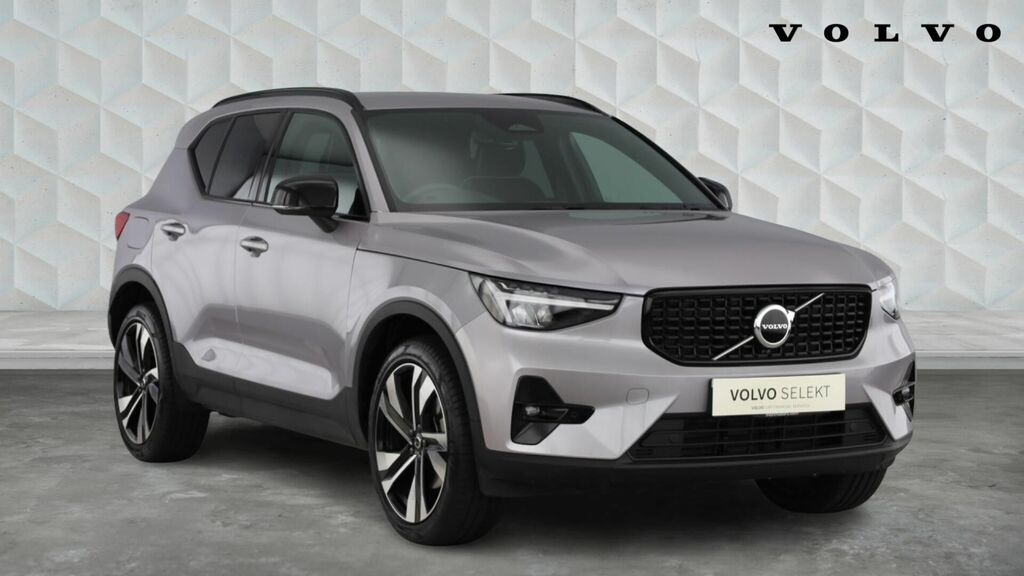 Volvo XC40 2.0 B3 Mhev Plus Dark Dct Euro 6 5-Door Silver