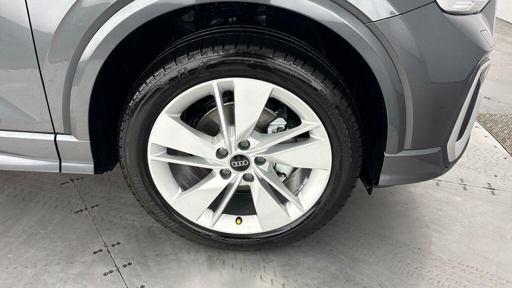 Audi Q2 S Line 35 Tfsi 150 Ps S Tronic Grey #4