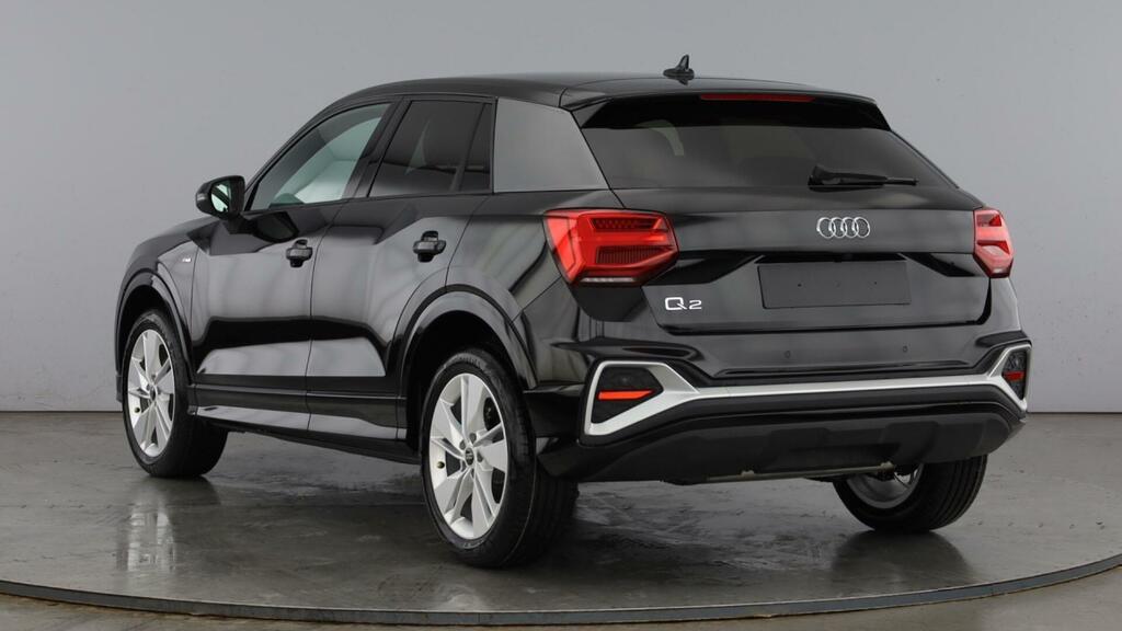 Audi Q2 S Line 35 Tfsi 150 Ps S Tronic Black #2