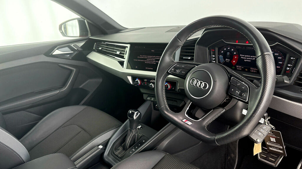 Audi A1 Tfsi 35 Black Edition Sportback S Tronic Euro 6 5- WP72FZR Red #6