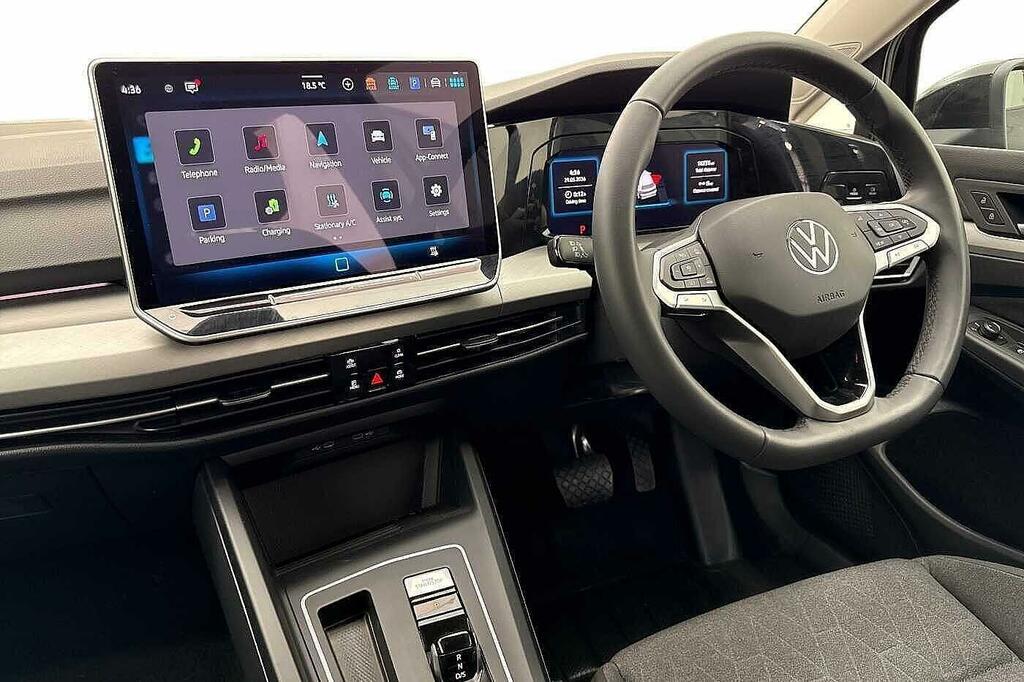 Volkswagen e-Golf Tsi Ehybrid 19.7Kwh Match Dsg Euro 6 5-Door Black #2