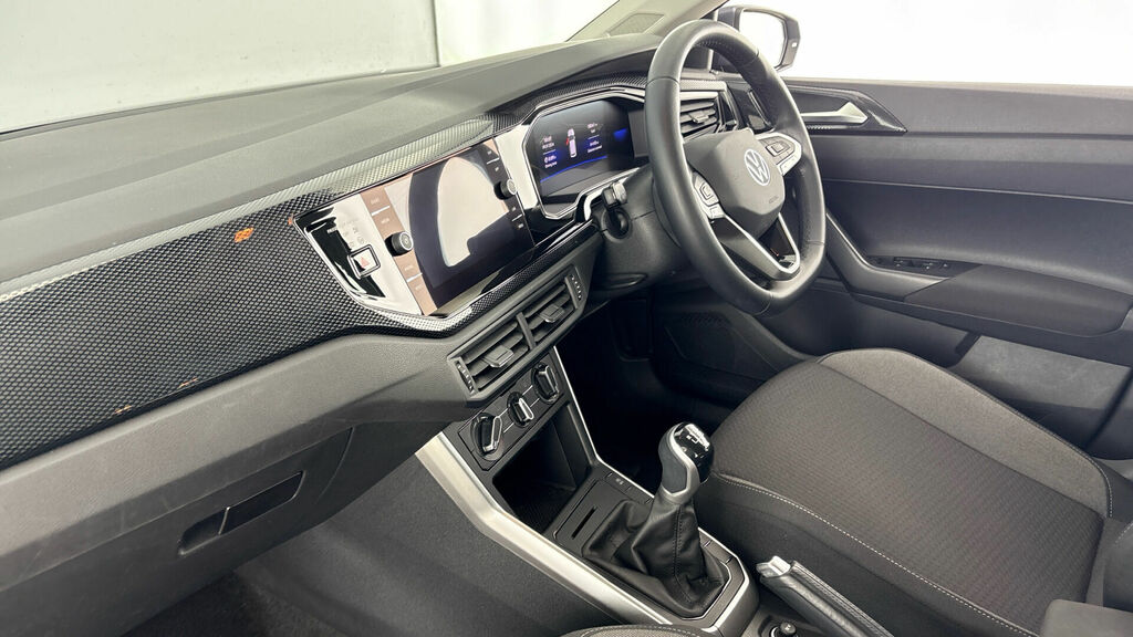 Volkswagen Polo 1.0 Tsi Life Euro 6 5-Door WU73RJZ Grey #2