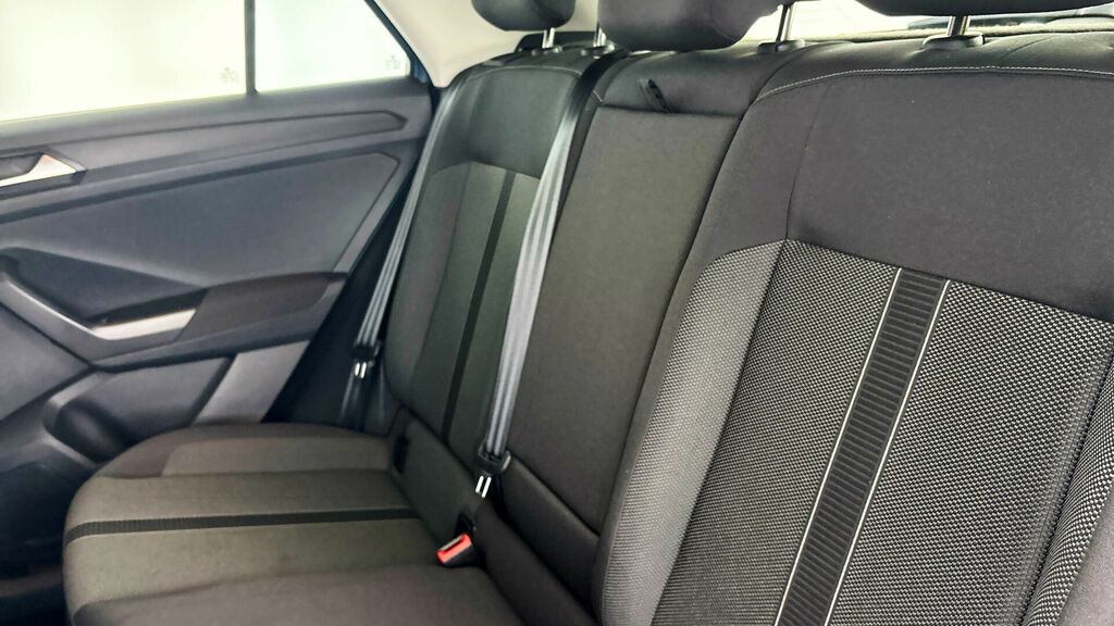 Volkswagen T-Roc R-line 1.5 Tsi 150Ps 6-Speed Blue #32