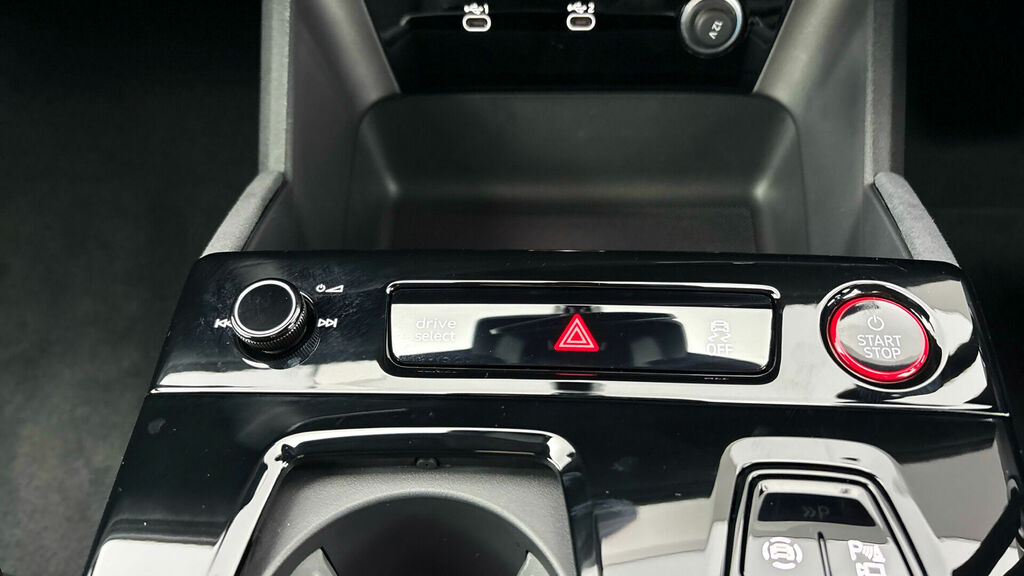 Audi A6 Avant 2.0 Tdi 40 Black Edition Estate S Troni Black #12