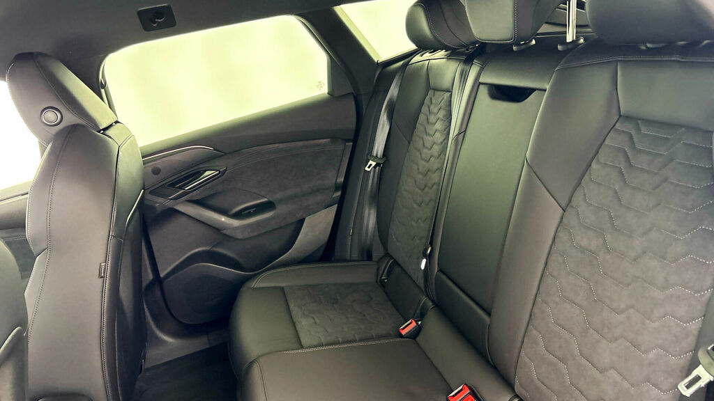 Audi A6 Avant 2.0 Tdi 40 Black Edition Estate S Troni Black #39