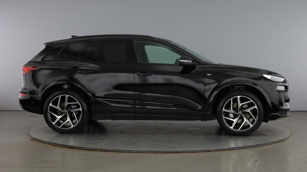 Audi Q6 E-Tron E-tron 83Kwh Black Edition 5-Door Black #3