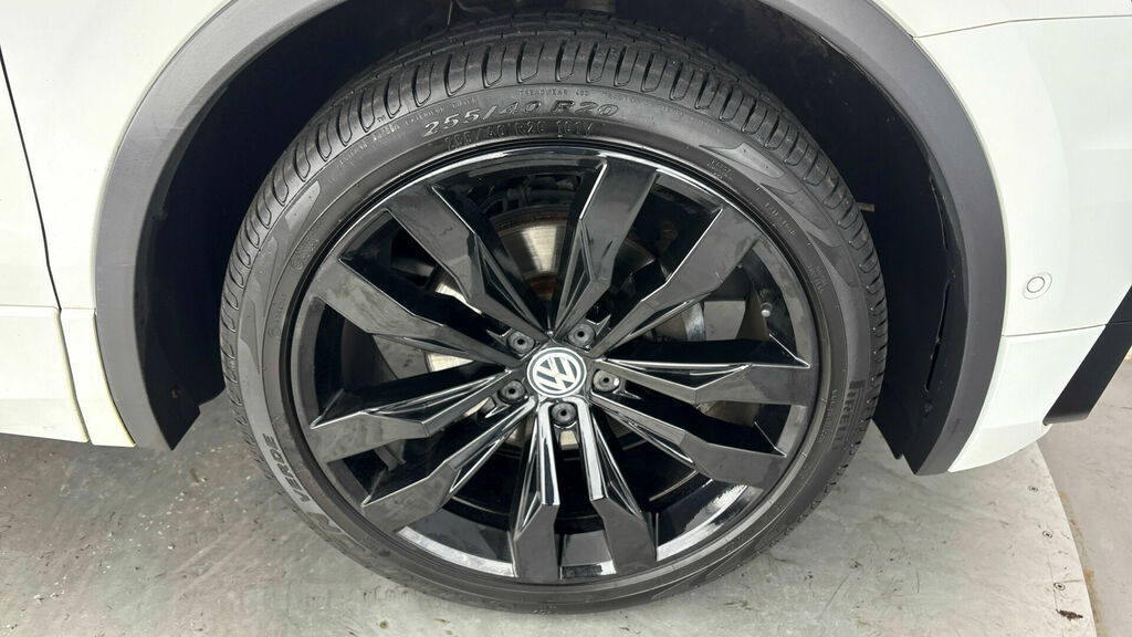 Volkswagen Tiguan 1.5 Tsi Evo 150 Match 2Wd Silver #5