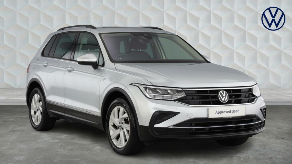 Volkswagen Tiguan 2.0 Tdi Life Euro 6 5-Door Silver
