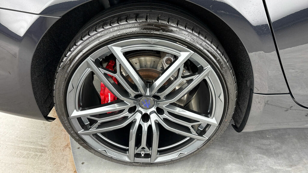 Maserati Quattroporte V6 Gransport Nerissimo Pack Black #35