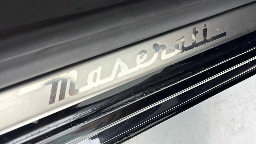 Maserati Quattroporte V6 Gransport Nerissimo Pack Black #21