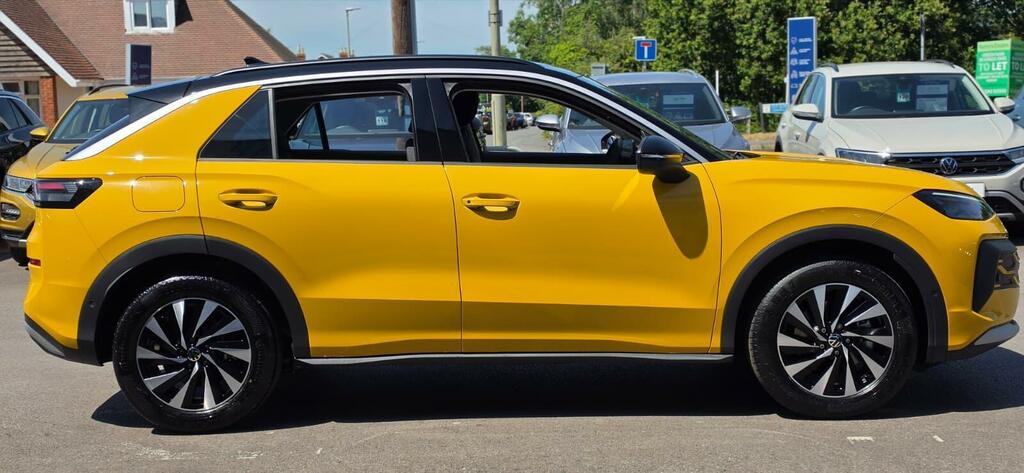 Volkswagen T-Roc New Life 1.5 Etsi 150 Ps 7-Speed Dsg 5-Door #4