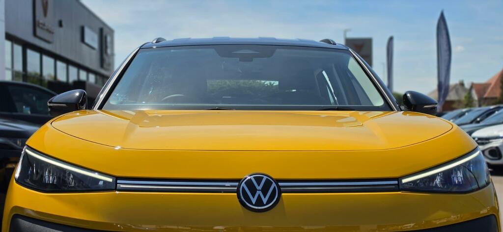 Volkswagen T-Roc New Life 1.5 Etsi 150 Ps 7-Speed Dsg 5-Door #3