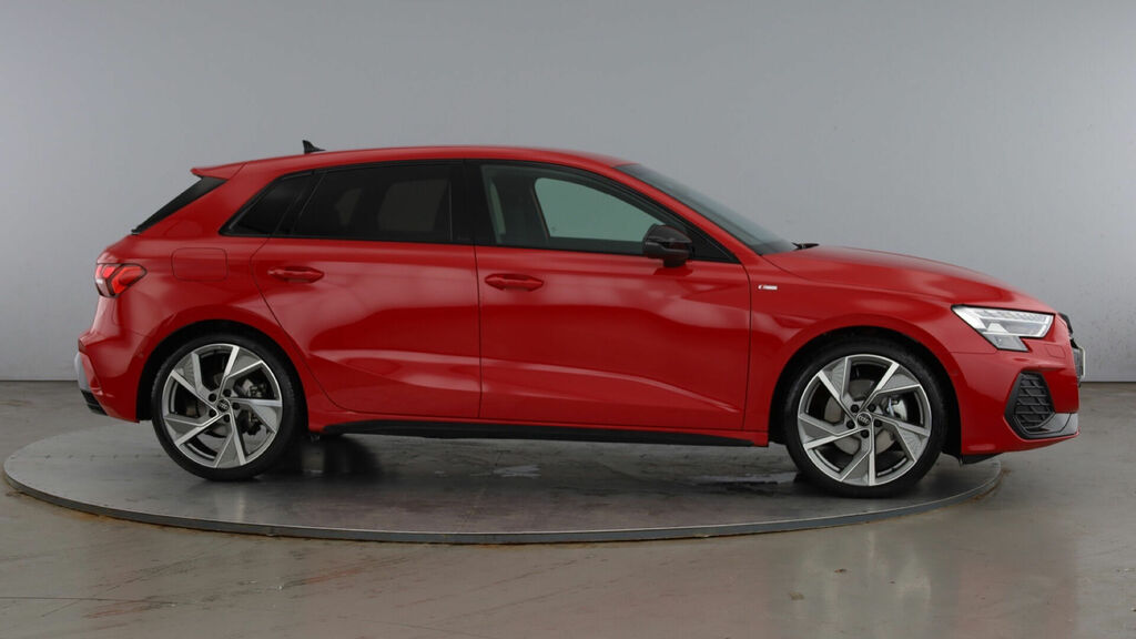 Audi A3 Tfsi Black Edition Sportback S Tronic Euro 6 5-Doo Red #4