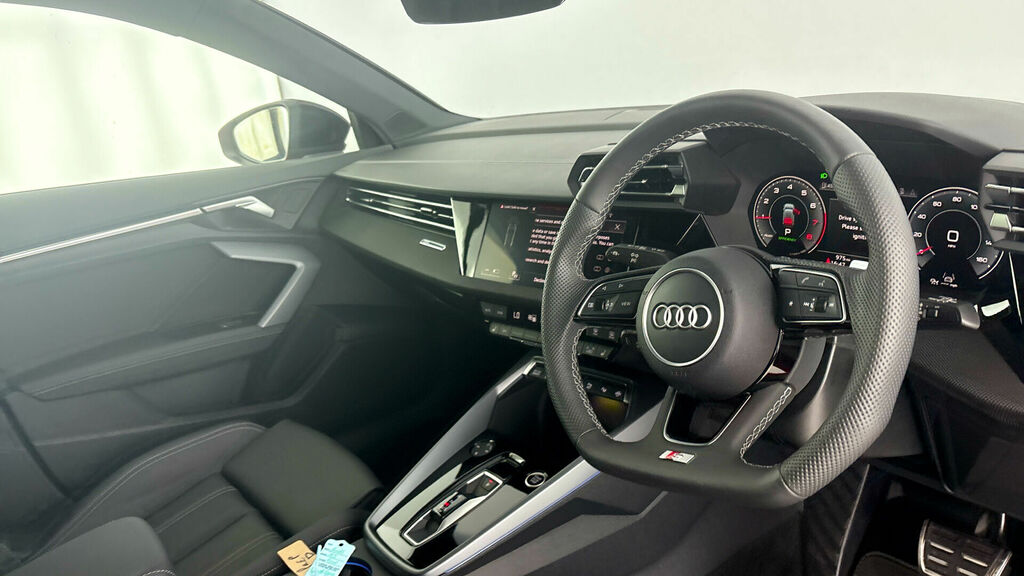 Audi A3 Tfsi Black Edition Sportback S Tronic Euro 6 5-Doo Red #6