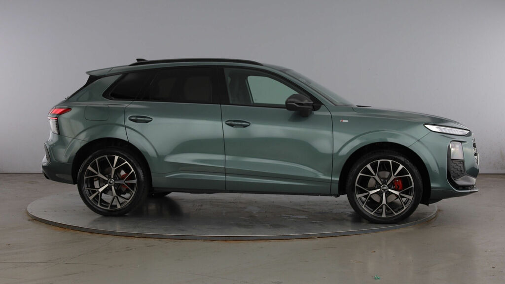 Audi Q3 Tfsi Edition 1 S Tronic Euro 6 5-Door WM75BZJ Green #4