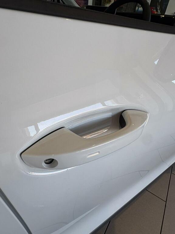 Volkswagen Tiguan Etsi Mhev Match Dsg Euro 6 5-Door White #4