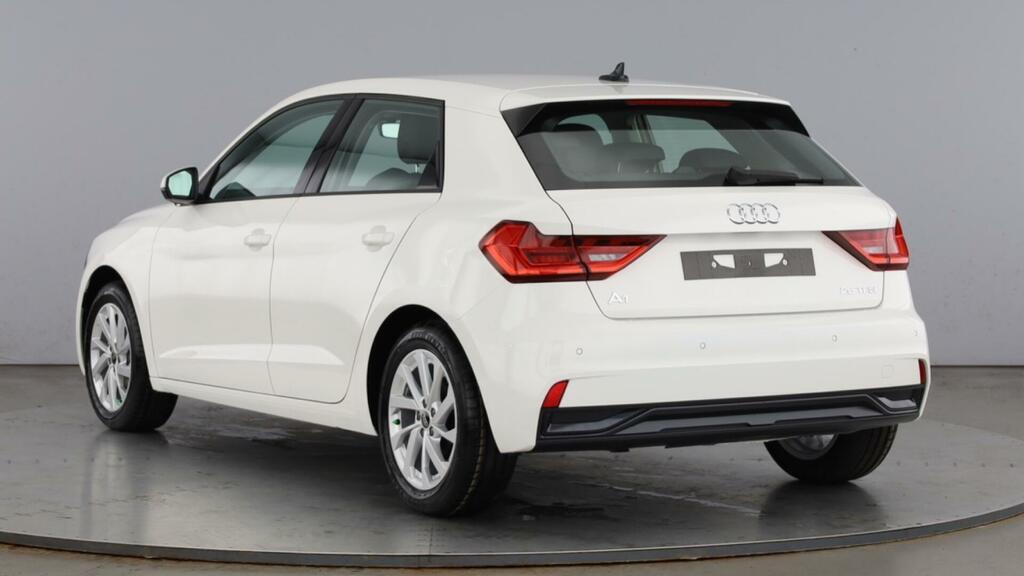 Audi A1 Sportback Sport 25 Tfsi 95 Ps 5-Speed White #2