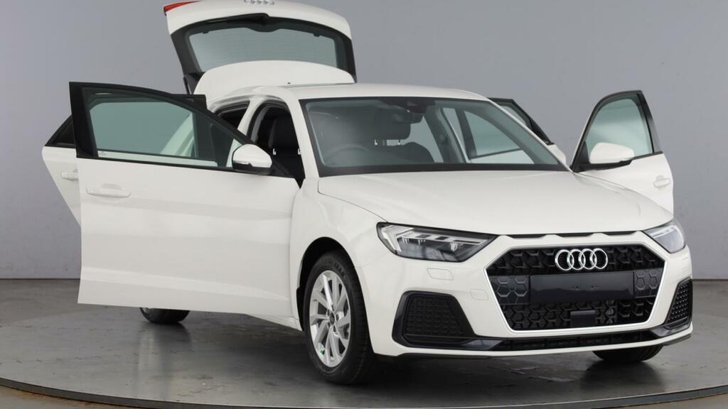 Audi A1 Sportback Sport 25 Tfsi 95 Ps 5-Speed White #5