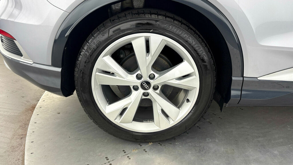 Audi Q4 E Tron 40 S Line 5-Door 82Kwh Silver #5