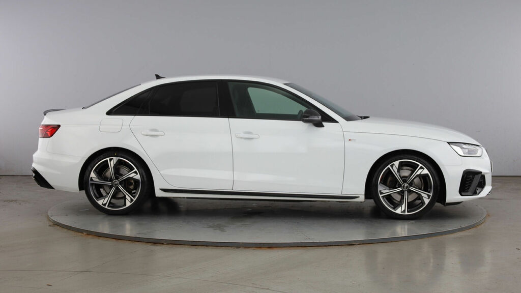 Audi A4 2.0 Tdi 35 Black Edition S Tronic Euro 6 4-Door White #4