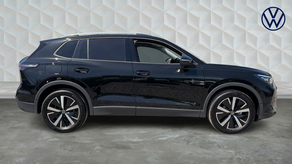 Volkswagen Tiguan Etsi Mhev Match Dsg Euro 6 5-Door Black #3