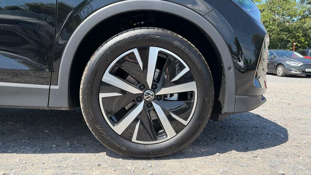 Volkswagen Tiguan Etsi Mhev Match Dsg Euro 6 5-Door Black #4
