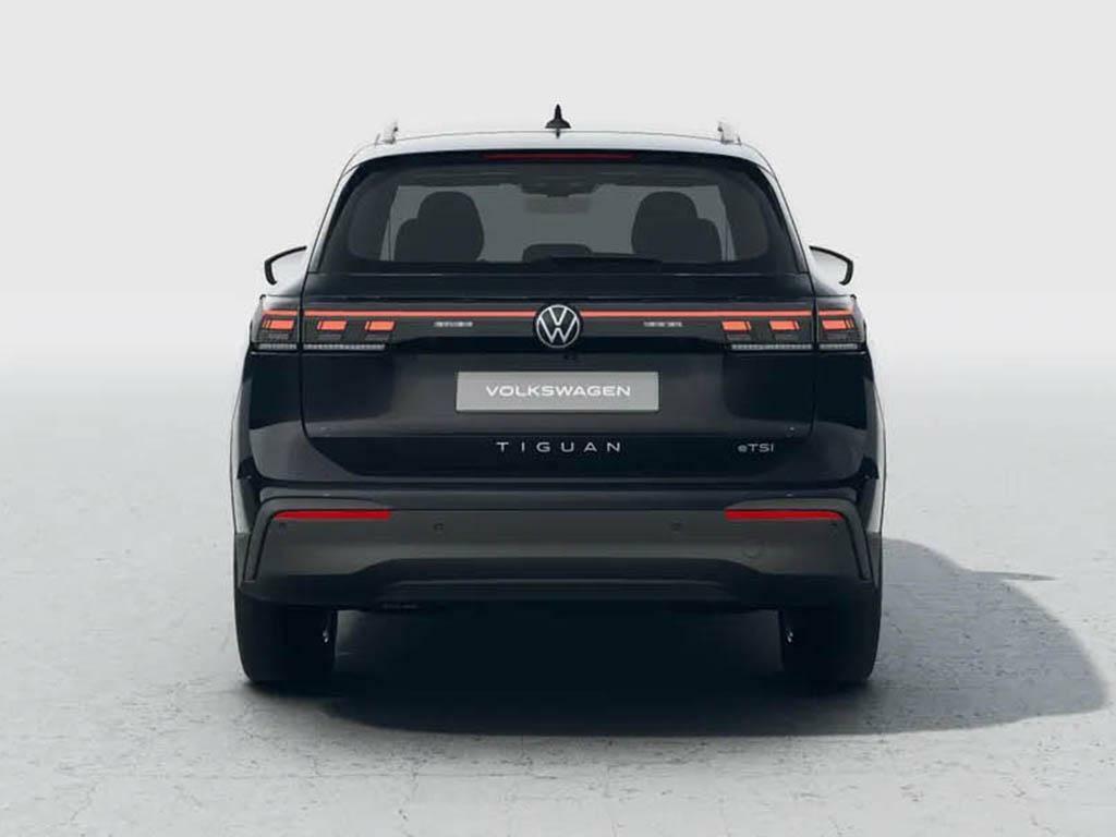 Volkswagen Tiguan Etsi Mhev Match Dsg Euro 6 5-Door Black #4