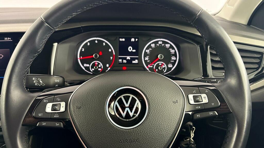 Volkswagen Polo Active Grey #21