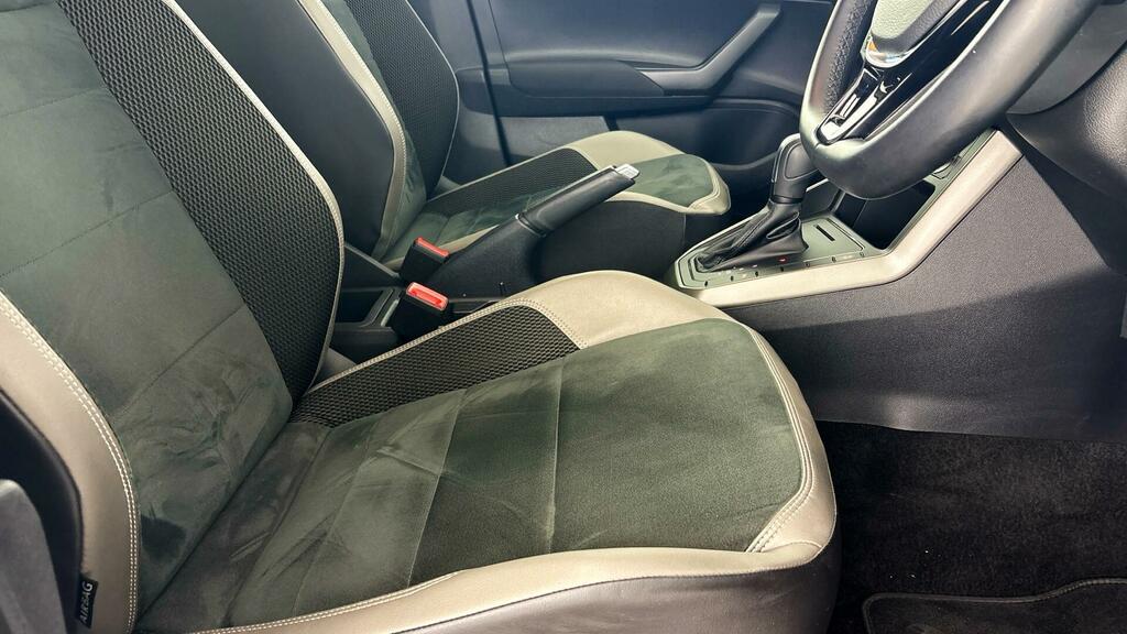 Volkswagen Polo Active Grey #36