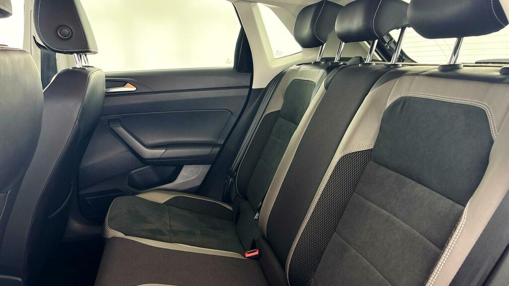 Volkswagen Polo Active Grey #42