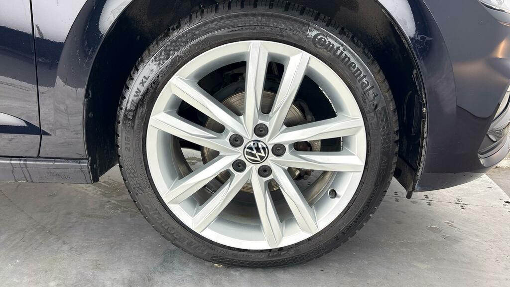 Volkswagen Polo Active Grey #9