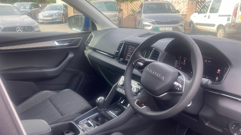 Skoda Karoq 1.0 Tsi Se Edition Euro 6 5-Door Blue #6