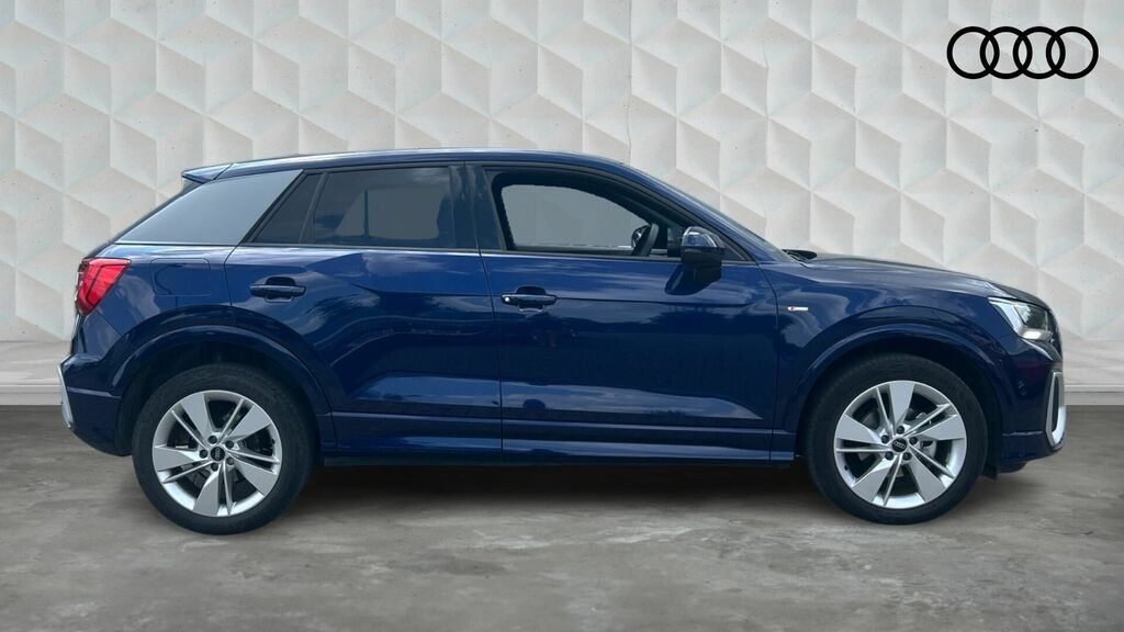 Audi Q2 Tfsi Cod 35 S Line S Tronic Euro 6 5-Door Blue #4