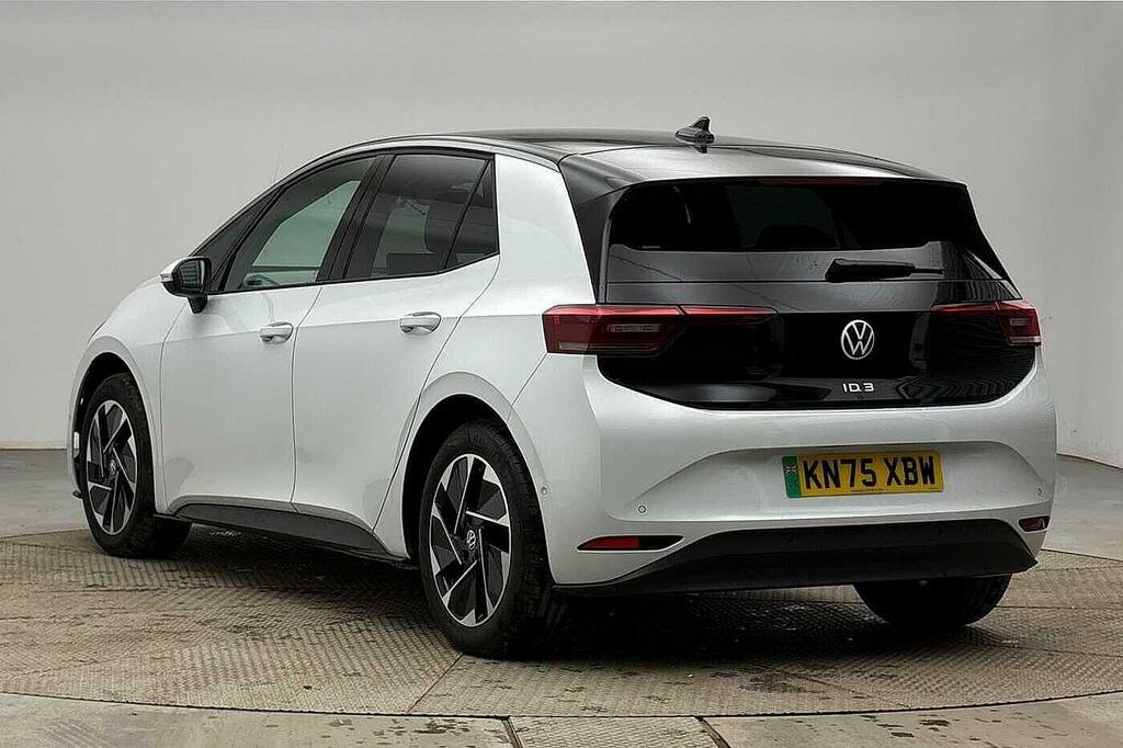 Volkswagen ID.3 Pro 59Kwh Match 5-Door White #2