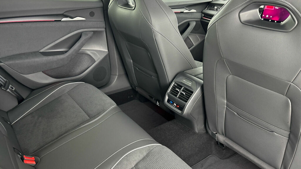 Skoda Superb 1.5 Tsi E-tec Se L Dsg Hatchback KY26UJX Silver #30