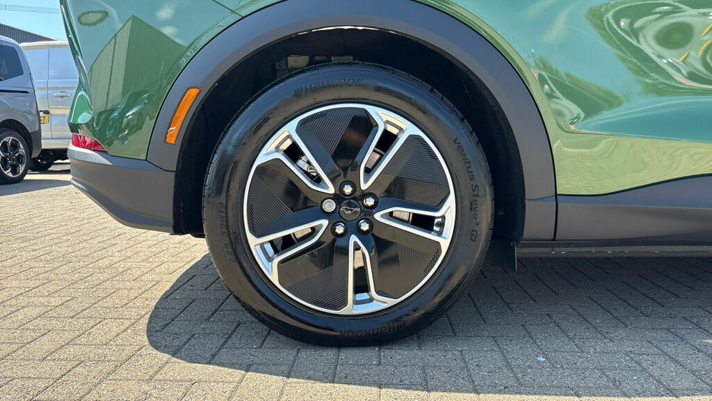 Ford Mustang Mach-E Standard Range 72Kwh Select 5-Door Green #5