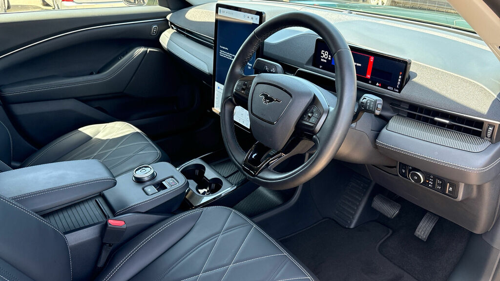 Ford Mustang Mach-E Standard Range 72Kwh Select 5-Door Green #6