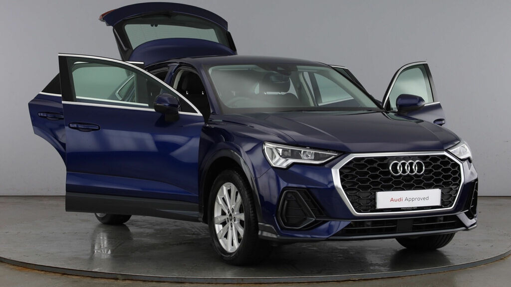 Audi Q3 35 Tfsi Black Edition Black #9