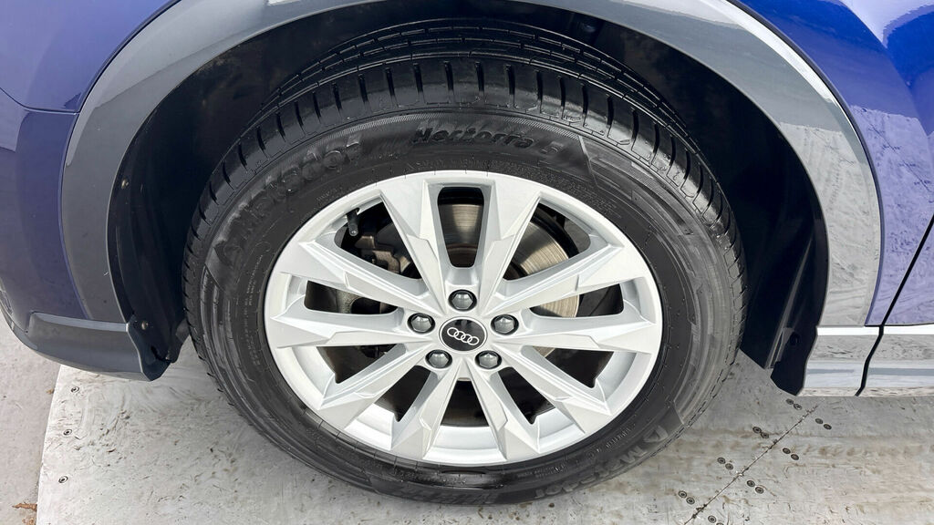 Audi Q3 35 Tfsi Black Edition Black #35
