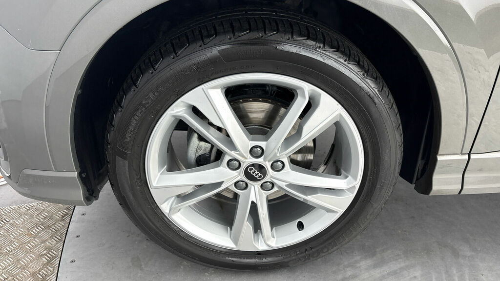 Audi Q3 35 Tfsi S Line Leather Black #30
