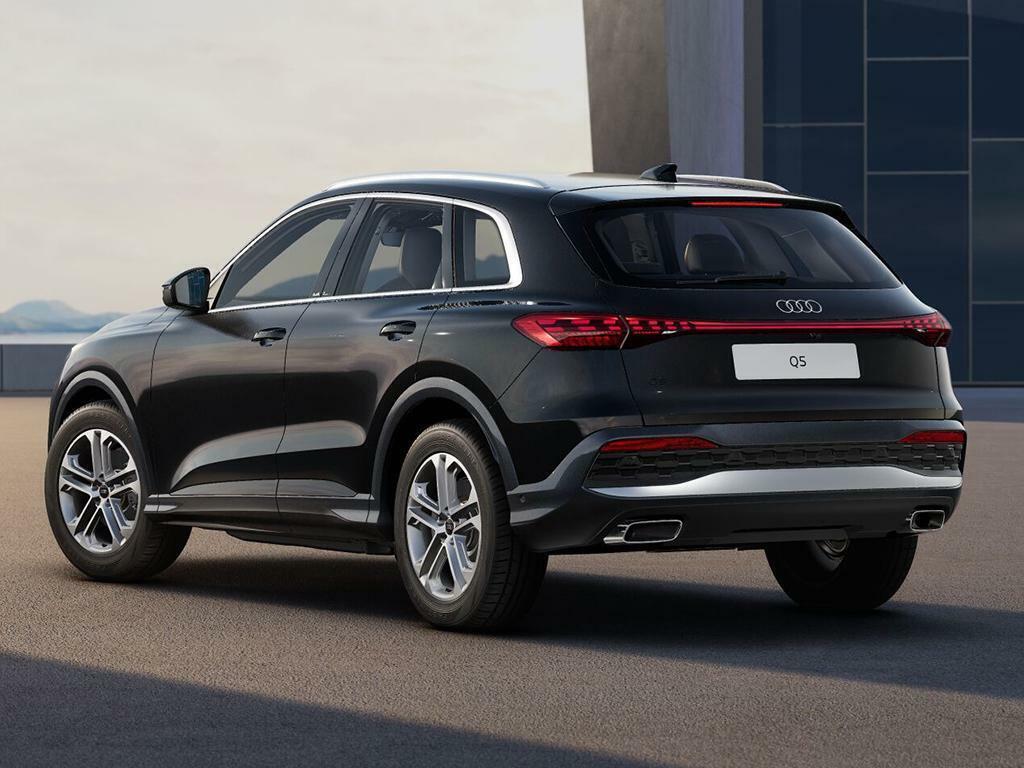 Audi Q5 2.0 Tdi Sport S Tronic Quattro Euro 6 5-Door Black #3