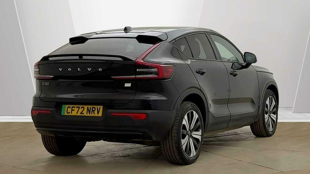 Volvo C40 Recharge 69Kwh Plus 5-Door Black #3