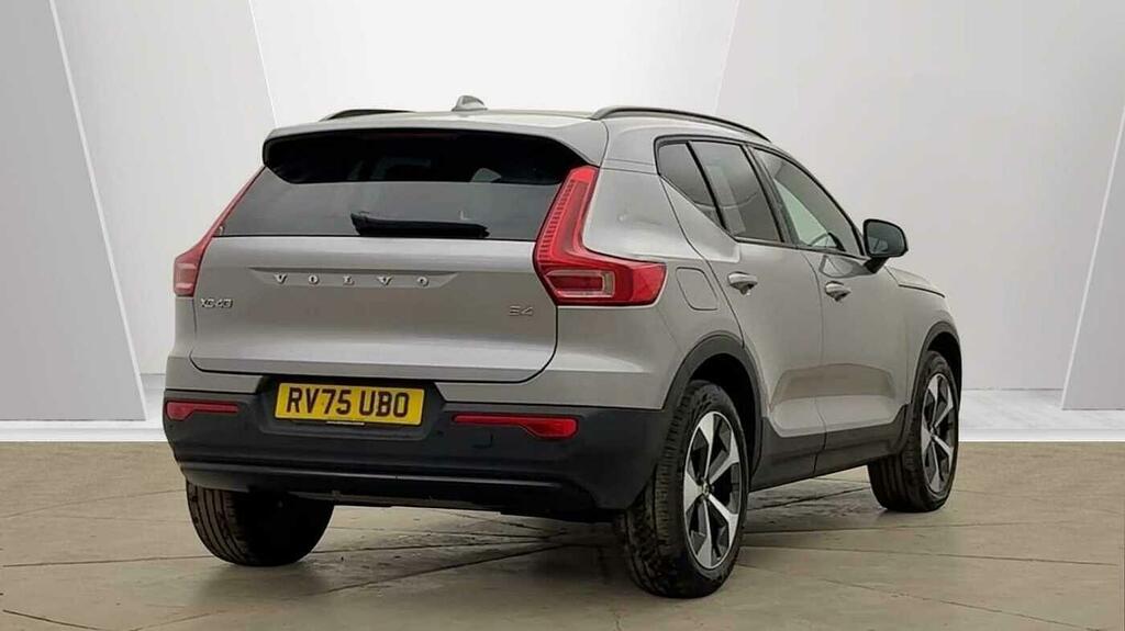 Volvo XC40 2.0 B4 Mhev Plus Dark Dct Euro 6 5-Door RV75UBO Silver #3