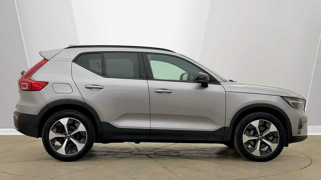 Volvo XC40 2.0 B4 Mhev Plus Dark Dct Euro 6 5-Door RV75UBO Silver #2