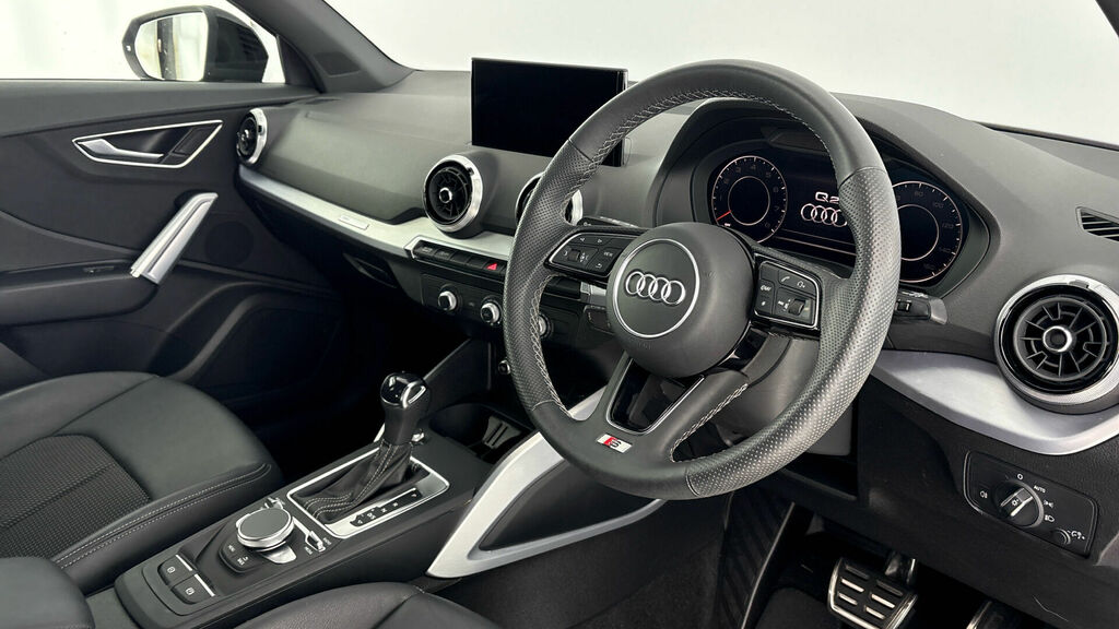 Audi Q2 Tfsi Cod 35 S Line S Tronic Euro 6 5-Door Black #6
