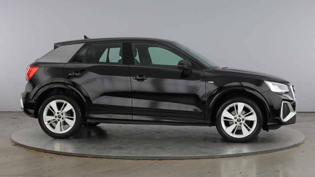 Audi Q2 Tfsi Cod 35 S Line S Tronic Euro 6 5-Door Black #4