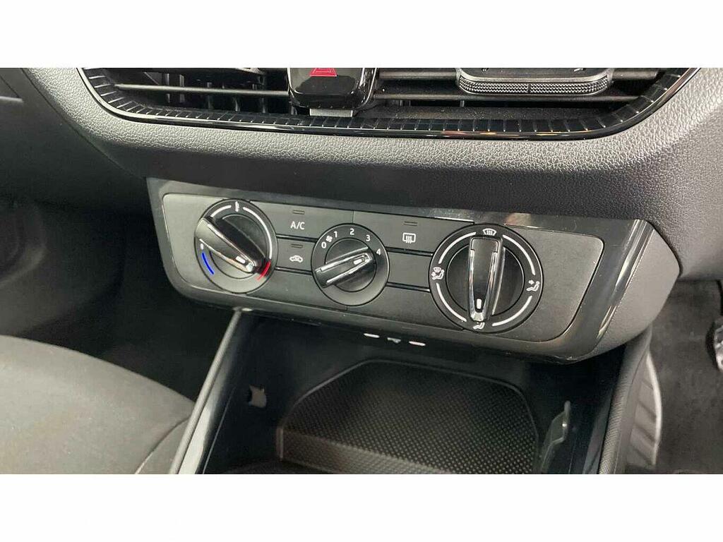 Skoda Fabia 1.0 Tsi Se Comfort Black #31