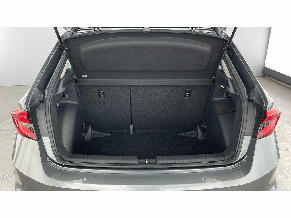 Skoda Fabia 1.0 Tsi Se Comfort Black #33