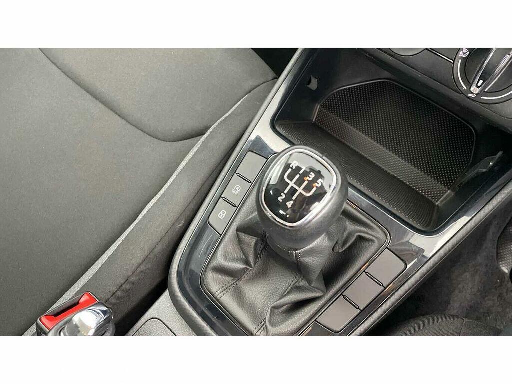 Skoda Fabia 1.0 Tsi Se Comfort Black #19
